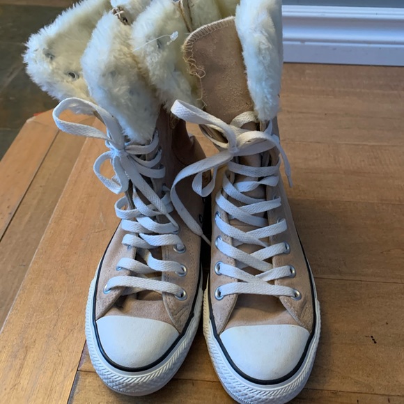 Converse high tops with fur trip - Picture 3 of 5